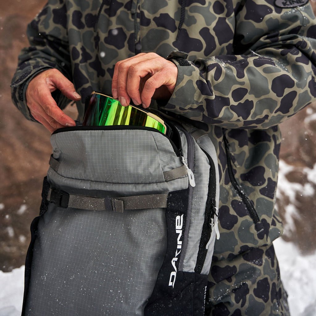 Mission Pro Backpack 18L - Black