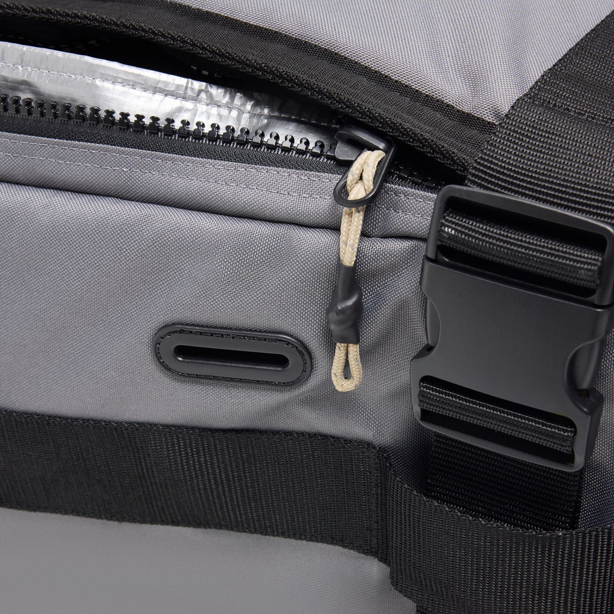 World Traveler Quad Surfboard Roller Bag - Castlerock/Stone